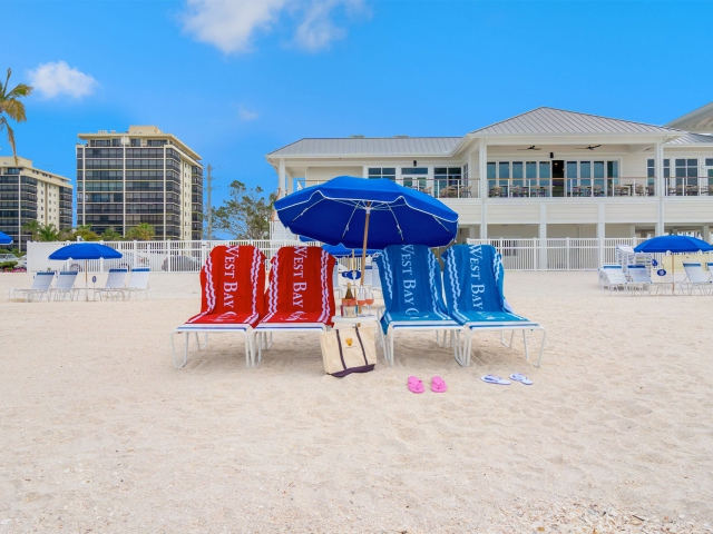 Island West Bay Beach chairs